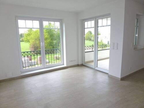 Wohnbereich mit Loggiazugang - 