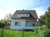 Nordseite - Schön Renovierte DG-Wohnung in einem Zweifamilienhaus.