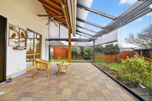 Wintergarten - 6 Zimmer Einfamilienhaus in Beckingen