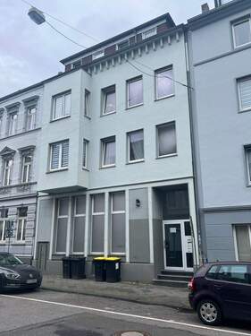Hausansicht - 3 Zimmer Etagenwohnung zur Miete in Mönchengladbach