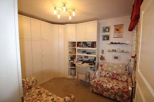 Arbeitszimmer - 