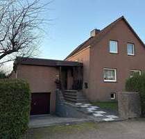 Beliebtes Kiel-Hassee! Doppelhaushälfte zum selbstverwirklichen mit großen Grundstück