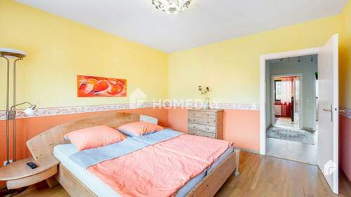 1. OG Schlafzimmer 2 2 - 