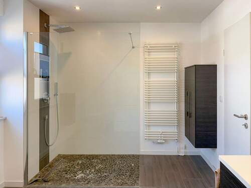 Große Walk-In Dusche - 
