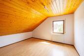 Schlafzimmer - Etagenwohnung mit 72,00 m&sup2; in Welzheim zum Kaufen