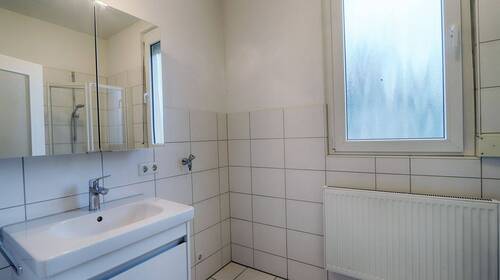 Badezimmer Wohnung 1. OG - 