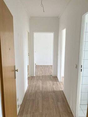 Flurbereich - 3 Zimmer Etagenwohnung zur Miete in Hermsdorf