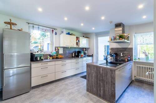 Küche m. Kochinsel - 