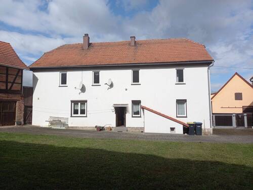 Wohnhaus Hof-Südseite 1 - 1 Zimmer Bauernhaus, Landhaus zum Kaufen in Sonneborn