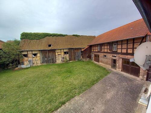 Nebengelaß, Hof und Scheune (Text !!) - 