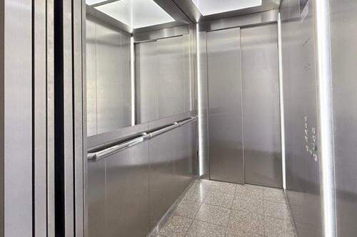 Fahrstuhl - 