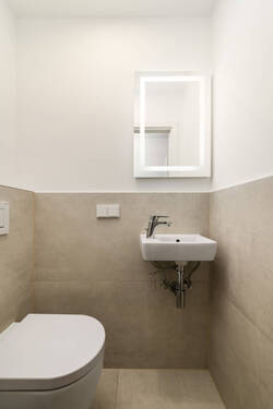 Separates Gäste-WC - 