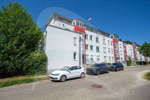Außenansicht vorne - Attraktive 3-Zimmer-Wohnung in hervorragender Lage von Landshut