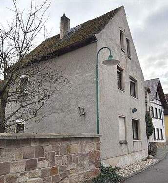 Außenansicht - 4 Zimmer Einfamilienhaus zum Kaufen in Laucha an der Unstrut