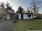 Garage und Nebengelass - 