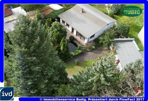 Blick auf das zu verkaufende Grunstück mit Bestand - Grundstück zum Kaufen in Berlin