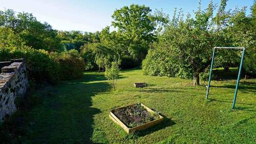 Idylle pur - mit Obstbaumbestand und viel Platz für Kinder und zum erholen - Grundstück zum Kaufen in Erfurt