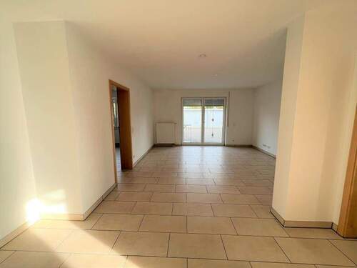 Wohnzimmer - Etagenwohnung mit 64,00 m&sup2; in Balingen-Erzingen zum Kaufen