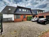 Hofansicht... - 9 Zimmer Einfamilienhaus in Lübbecke