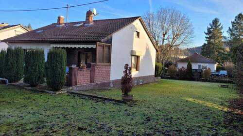 Seitenansicht - 5 Zimmer Einfamilienhaus in Neu- Bamberg