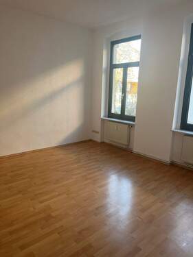 Wohnraum 2 - 4 Zimmer Etagenwohnung in Halle (Saale)