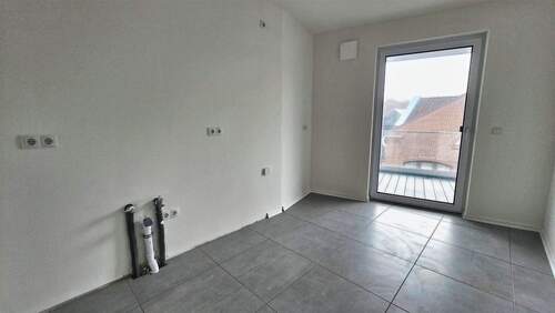 9,7 m² Küche zur Süd-Loggia - 