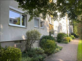 Zugang zum Hauseingang - Etagenwohnung mit 89,00 m² in Mannheim / Gartenstadt zum Kaufen