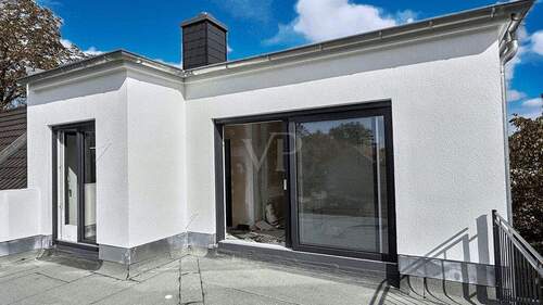 Ausgang zur Dachterrasse - 