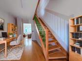 Flurbereich KI generiert - 