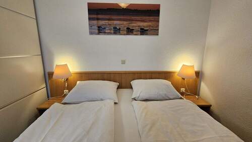 Doppelbett im Schlafbereich - 