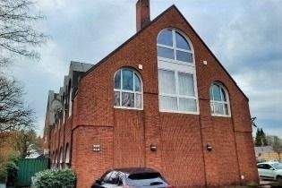 Nordostansicht - 3 Zimmer Mehrfamilienhaus, Wohnhaus in Norderstedt