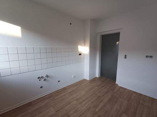 Küche (1) - 3 Zimmer Etagenwohnung zur Miete in Merseburg