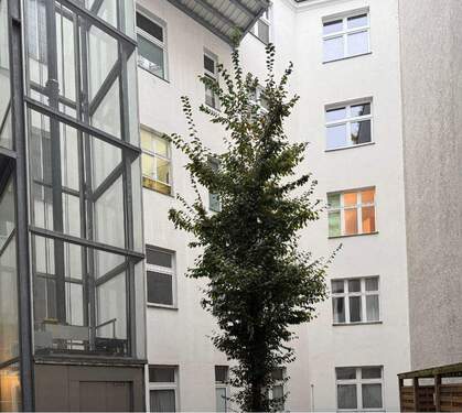 Hofansicht - 2 Zimmer Etagenwohnung in Berlin