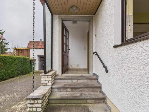 Hauseingang - 4 Zimmer Einfamilienhaus zum Kaufen in Zeitlarn