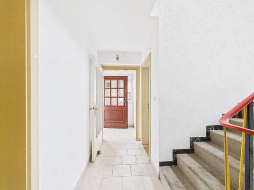 Flur EG mit Eingang - 