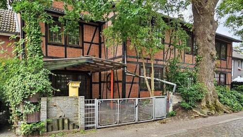 West-Nordwest mit Auffahrt - 