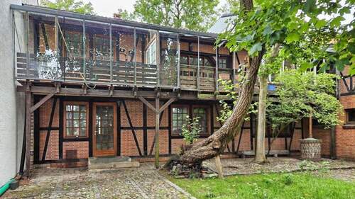 Ost-Seite zum Garten - 