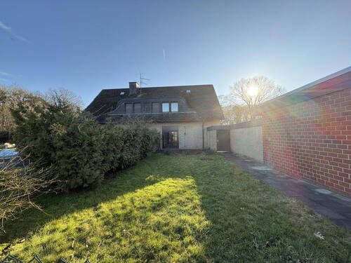 OG sep. Eingang über Garten - Exklusives Wohnen mit Garten, Neubezug n.Renovierung mit 2 großzügigen Balkonen