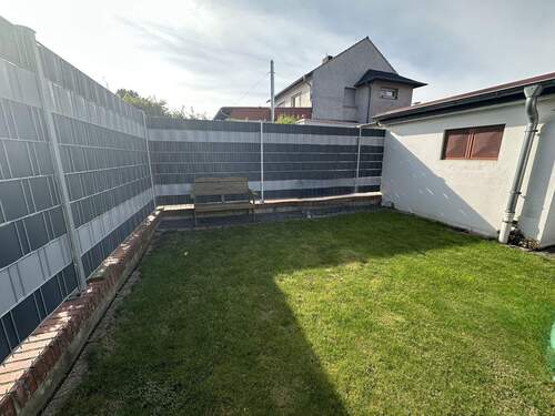 sonniger Garten - 