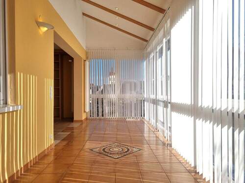 Großer Wintergarten im OG - 