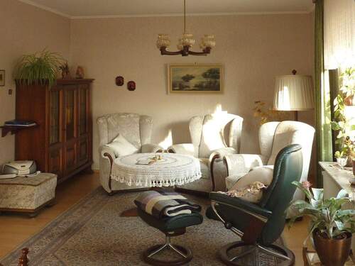 Wohnzimmer mit Essecke - Einfamilienhaus mit 146,00 m&sup2; in Cuxhaven zum Kaufen