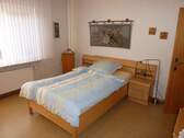 großes Schlafzimmer im EG - 