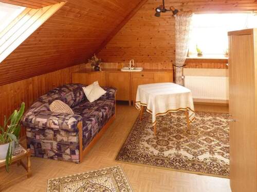 helles Zimmer im Dachgeschoss - 