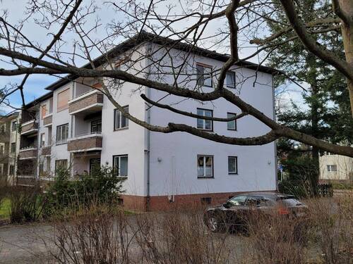 Hausansicht - Neubau Zwei Zimmer Wohnung inkl. PKW-Stellplatz