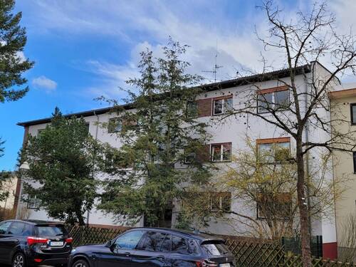 Hausansicht - 2 Zimmer Etagenwohnung zum Kaufen in Berlin