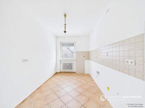 Küche - 3 Zimmer Etagenwohnung in Obertraubling