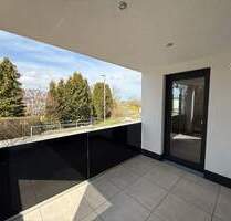 Modern Wohnen! 3-Zimmer OG-Wohnung mit Loggia und Einbauküche - Tüßling