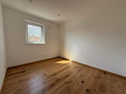 Kinderzimmer/Büro - 