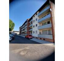 Handwerker aufgepasst! 2 Zimmer DG Wohnung mit Stellplatz & Wallbox - Hanau