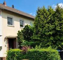 Provisionsfrei: Familienhaus mit großem Garten auf 776 m² in Köln-Brück - Köln / Brück